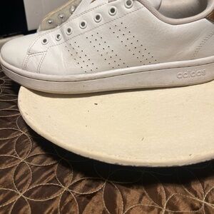 Adidas White and Gold Athletic Shoes with Sleek Design